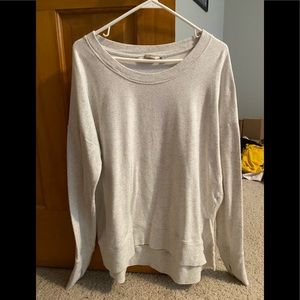 Women’s Athleta crewneck sweatshirt, size XL